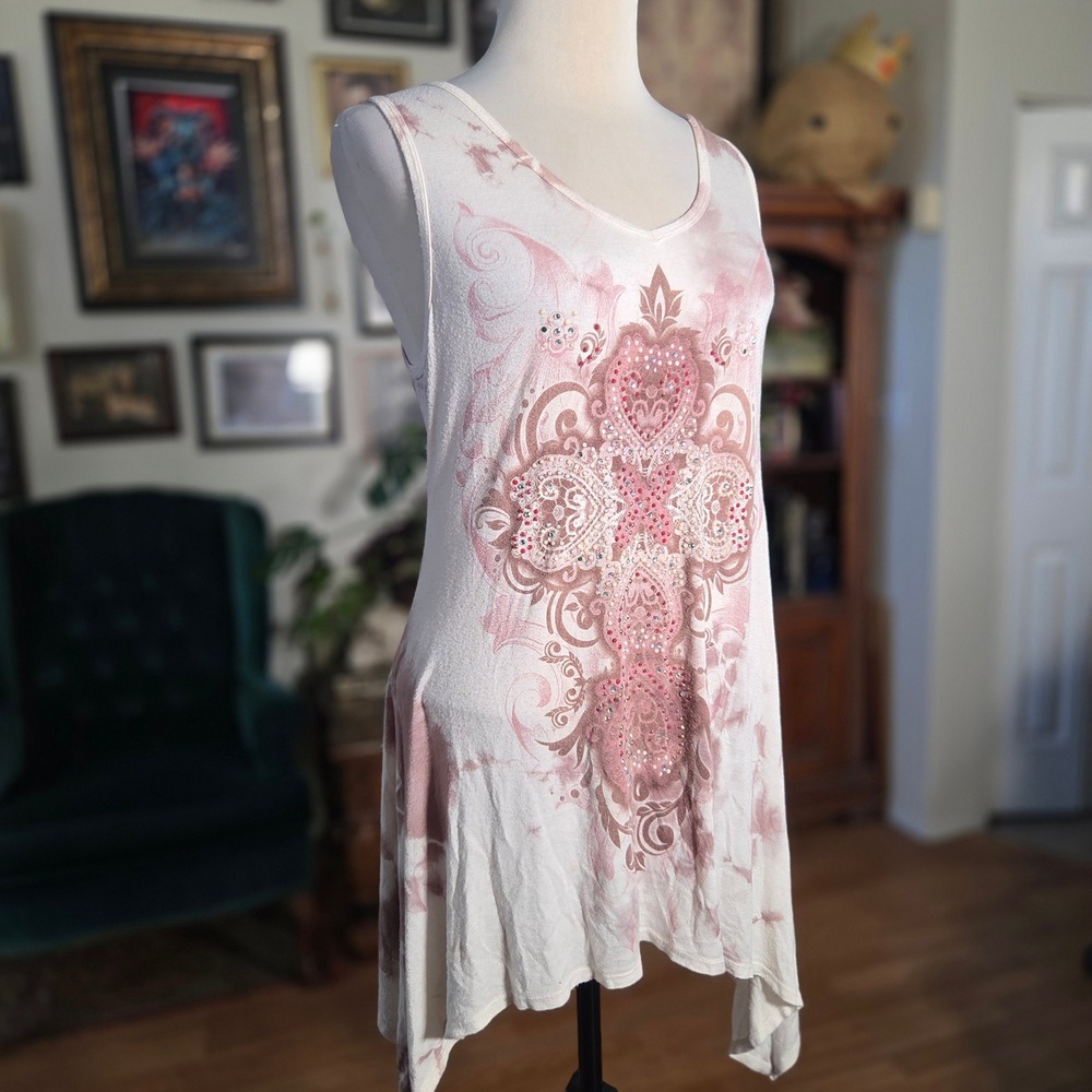 Voice of California Tie Dye Rhinestone Lace Back Tunic Top Boho Festival‎
